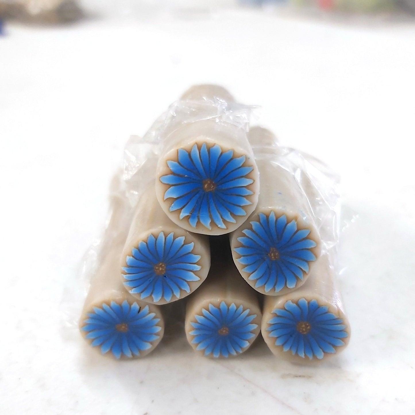 Daisy Canes
